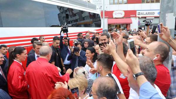 Cumhurbaşkanı Erdoğan, Samsun Büyükşehir Belediyesi'ni ziyaret etti
