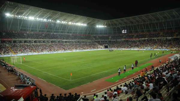 Sivasspor-Slavia Prag maçının biletleri satışa çıktı