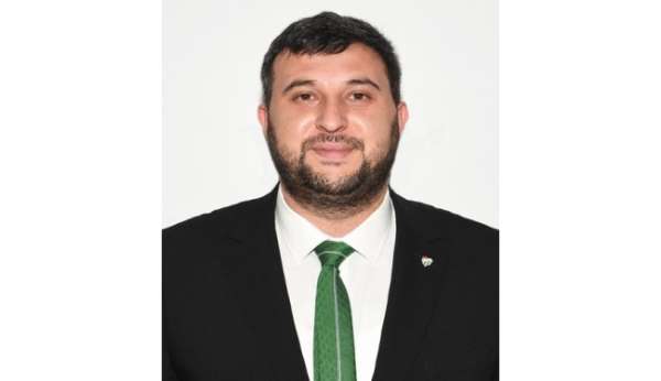 Bursaspor yöneticisi Ömer Furkan Durmaz trafik kazası geçirdi!