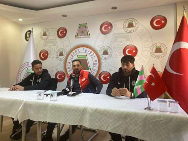 Ispartaspor Teknik Direktörü Yılmaz: 'Büyük camia olmak taraftardan geçiyor'