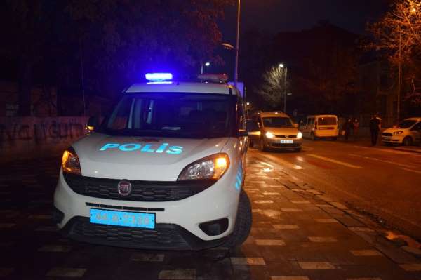 Malatya'da bıçaklı kavga: 1 yaralı