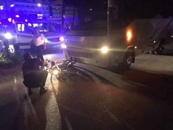 Motosiklet kazasında yaralanan genç kız, yaşam mücadelesini kaybetti
