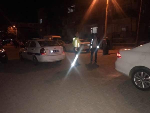 Sokak ortasında tüfekli, bıçaklı kavga: 2 yaralı