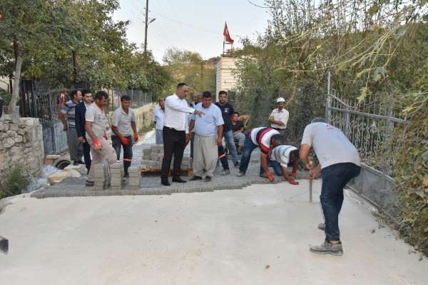 Toroslar'da yol yapım çalışmaları hız kazandı