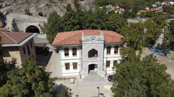 Amasya'nın asırlık belediye binasının restorasyonunda sona gelindi