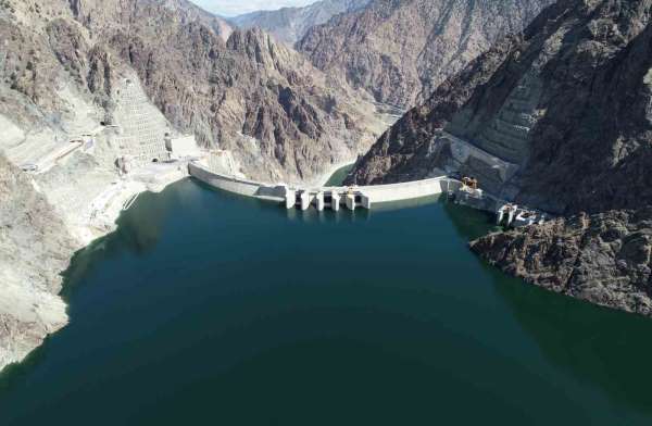 Yusufeli Barajı'nda elektrik üretimi için testler devam ediyor