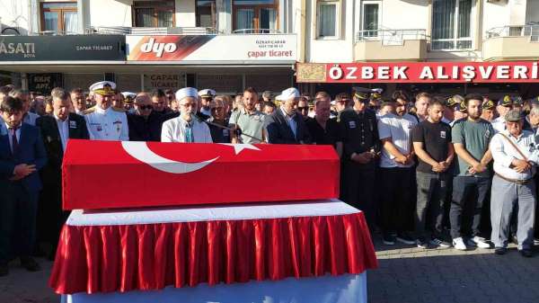 Şehit Piyade Uzman Çavuş Burak Geniş memleketi Yenice'de toprağa verildi