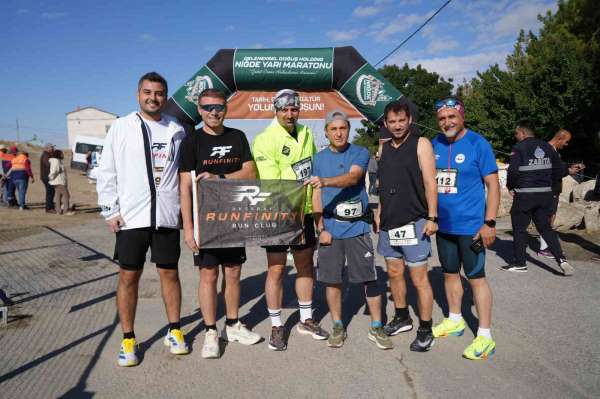 Niğde'de 3. Geleneksel Yarı Maratonu koşuldu