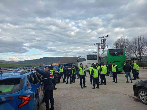 Tokat'taki izinsiz gösteriye geçit verilmedi