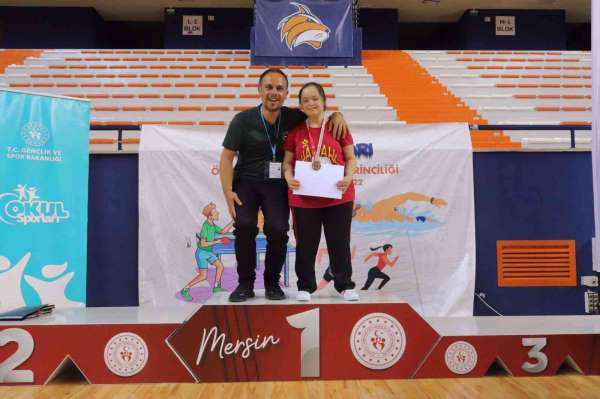 Erzincanlı down sendromlu sporcu masa tenisinde Türkiye şampiyonu oldu
