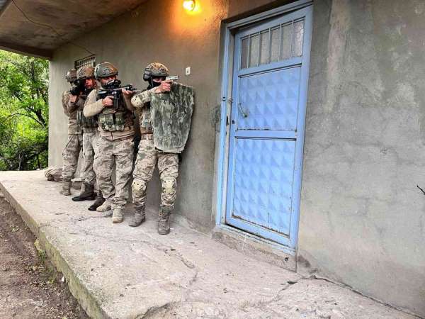PKK/KCK terör örgütüne operasyon: 12 gözaltı
