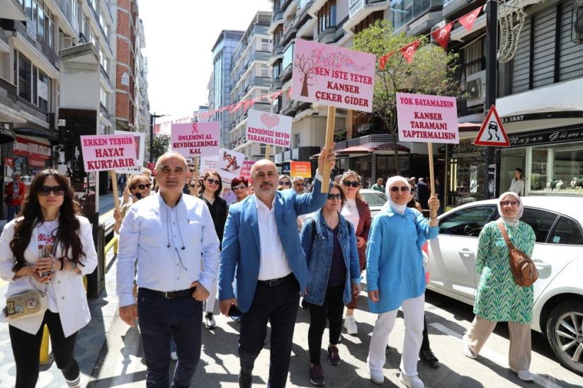 Samsun'da 'Tütünsüz Sağlıklı Yaşama' dikkat çekmek için yürüdüler