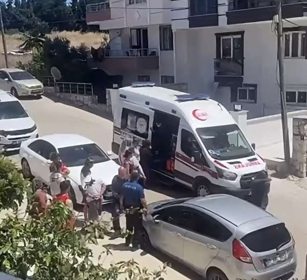 Didim'de damat, üç kişiyi bıçaklayıp kaçtı