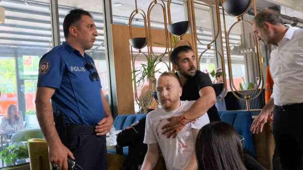 Yol kavgasında kan aktı: 1'i ağır 4 kişi bıçakla, 1 polis memuru arbede sonucu yaralandı