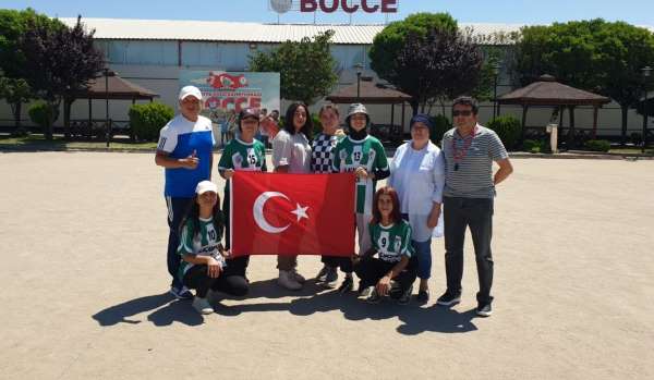 Alaçamspor bocce takımı Türkiye'yi temsil edecek