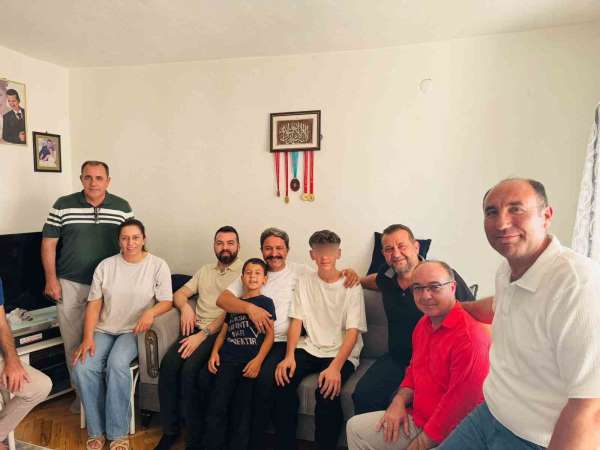 8 çocuk tarafından darp edilen sporcuya Eskişehir Gençlik ve Spor İl Müdürlüğü'nden destek