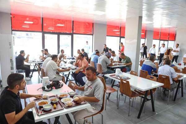 Antalya Büyükşehir Belediyesi'nin ikinci Kent Lokantası hizmete girdi