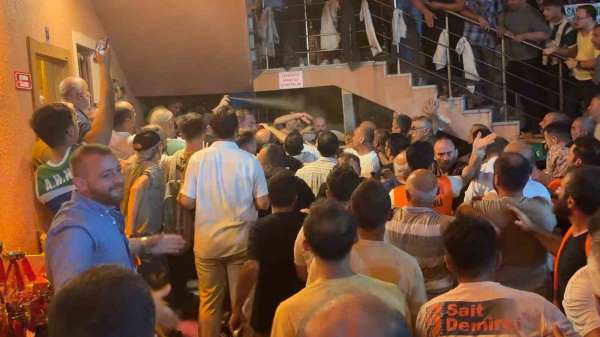 Rize'de birlik ve beraberlik maçında kavga çıktı