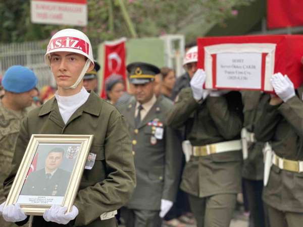 Şehit Uzman Çavuş Çakır, Osmaniye'de son yolculuğuna uğurlandı