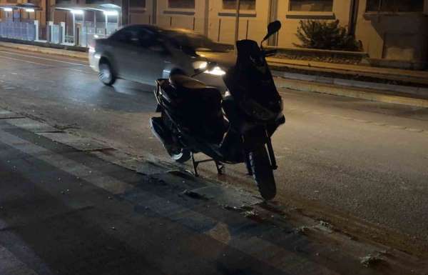 Alkollü sürücünün kullandığı motosiklet kaza yaptı: 2'si çocuk 3 yaralı