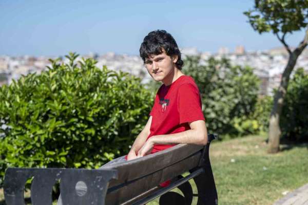 YKS birincisi Enes Salahaddin Coşkun'un tercihi Bahçeşehir Üniversitesi oldu