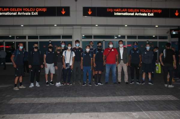 Kayseri'ye ilk Amerikalı sporcu kafilesi geldi 