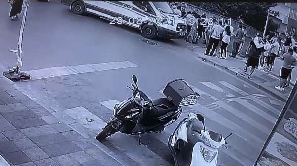 Ümraniye'de hamile kadına kaza şoku: Bebek arabasına motosiklet çarptı