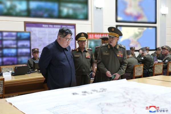 Kuzey Kore'den 'Güney'i işgal' senaryolu taktik nükleer saldırı tatbikatı