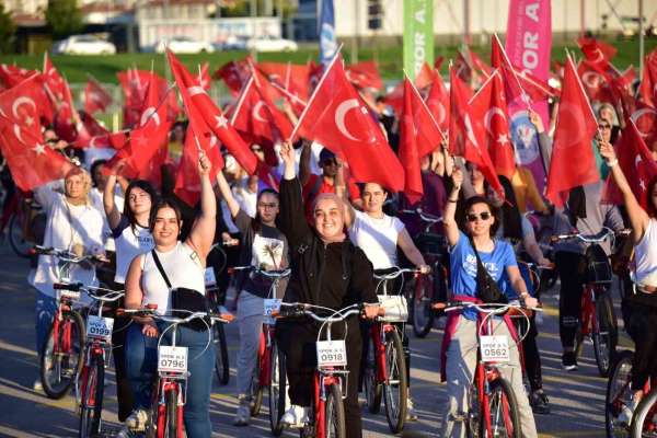 Spor A.Ş.'den Zafer Bayramı'na özel bisikletle zafer turu