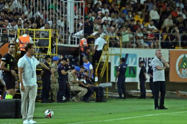 Trendyol Süper Lig: Corendon Alanyaspor: 0 - Beşiktaş 0