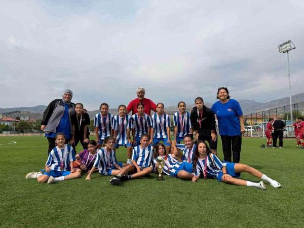 ANALİG Futbol Türkiye Şampiyonası Erzincan'da sona erdi