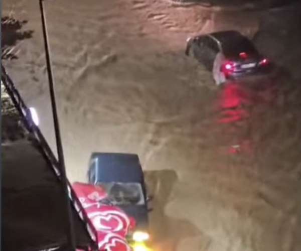 Fatsa'da sağanak: Yollar göle döndü