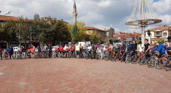 DPÜ Tavşanlı Uygulamalı Bilimler Fakültesinde bisiklet turu etkinliği 
