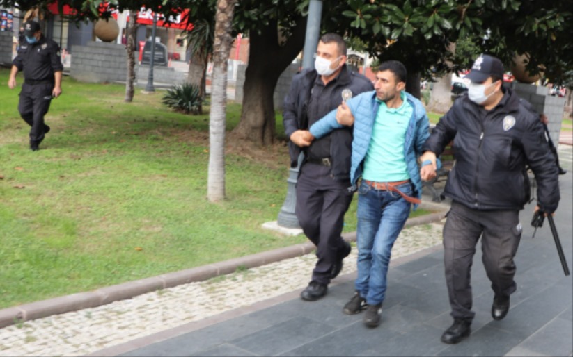 Samsun'da bıçaklı saldırgan paniği