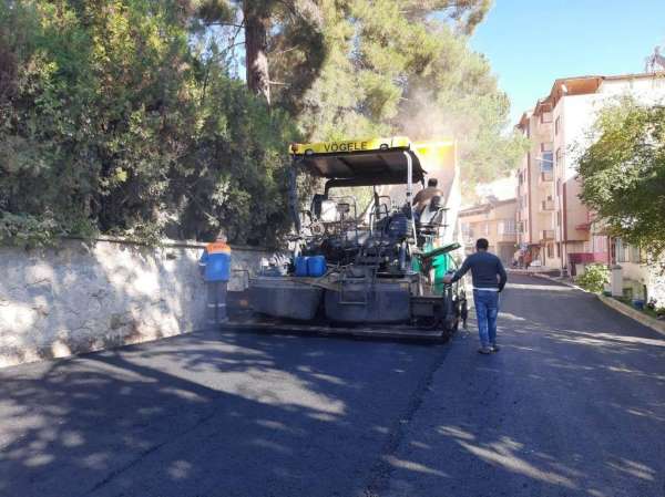 Büyükşehir Belediyesi'nin asfalt seferberliği sürüyor
