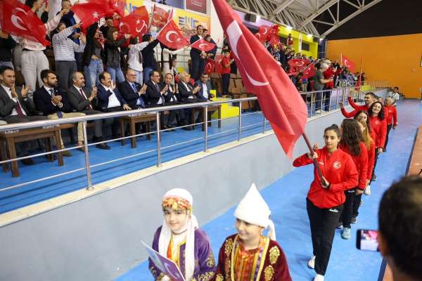 Avrupa Kadınlar Volo Şampiyonası, Mersin'de başladı