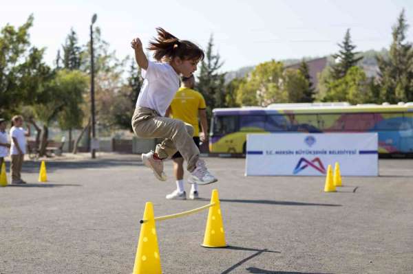 Sporbus aracı, kırsal bölgelerdeki çocukları sporla buluşturuyor