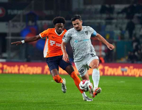 Trendyol Süper Lig: RAMS Başakşehir: 0 - Kocaelispor: 0