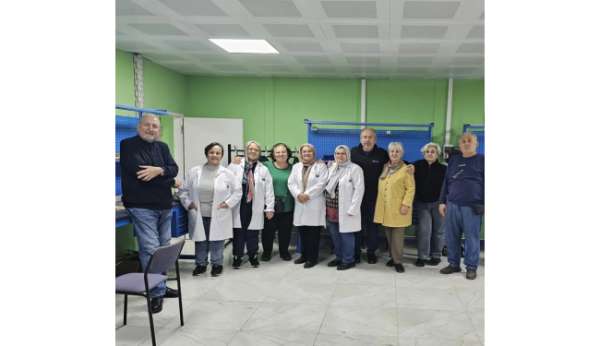 Sinop'ta kıdemli gençler ahşabı sanata dönüştürüyor
