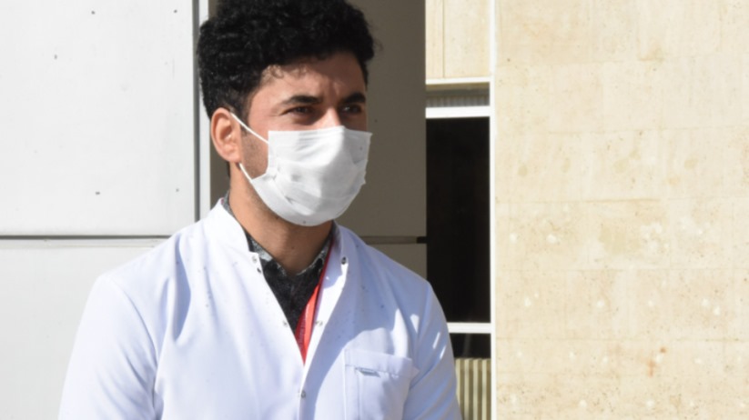 Afganistan'dan Samsun'a getirilen Afgan doktor koronayı yendi