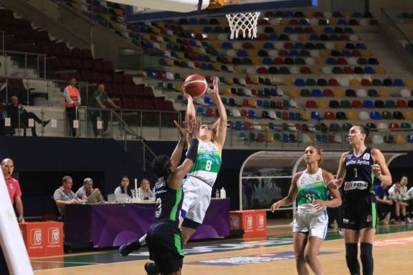 Kadınlar Basketbol Süper Ligi: İzmit Belediyespor: 68 - Nesibe Aydın: 58