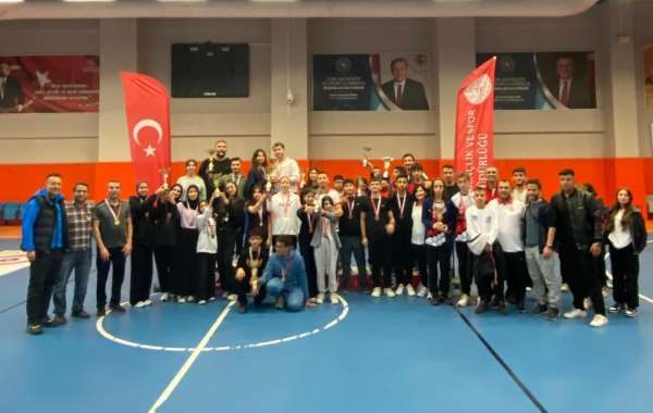 Denizli'nin floor curling şampiyonları belli oldu