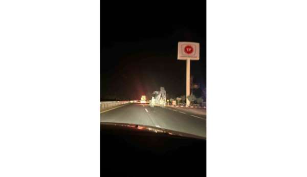 Elazığ'da stop ışıkları olmayan kepçe kazaya davetiye çıkardı