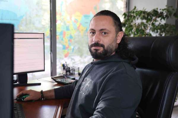 E-ticaret Uzmanı Sanaç: 'Bir ürünü 100 liraya alıp 150 liraya satarsanız yaklaşık 60 lira zarar edersiniz'