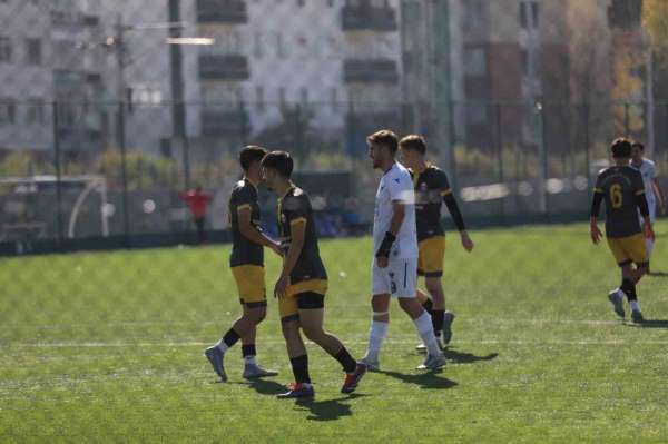 Kayseri Atletikspor kayıpsız ilerliyor