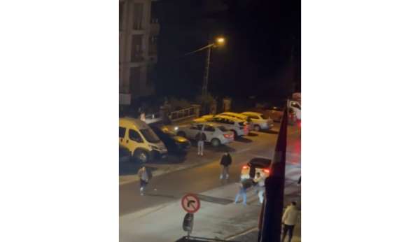 Ataşehir'de kaza sonrası tekmeli yumruklu kavga