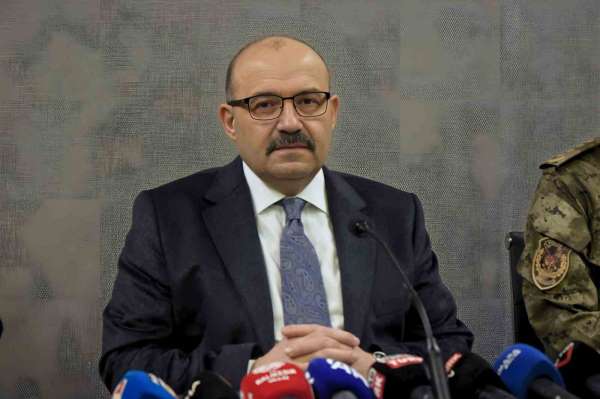 Vali Ustaoğlu: 'Patlamayla ilgili 3, kazayla ilgili 2 kişi tutuklandı'