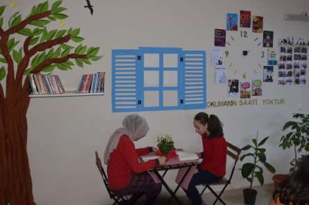 Kitap okuma alışkanlığı, her saat aşılanıyor 