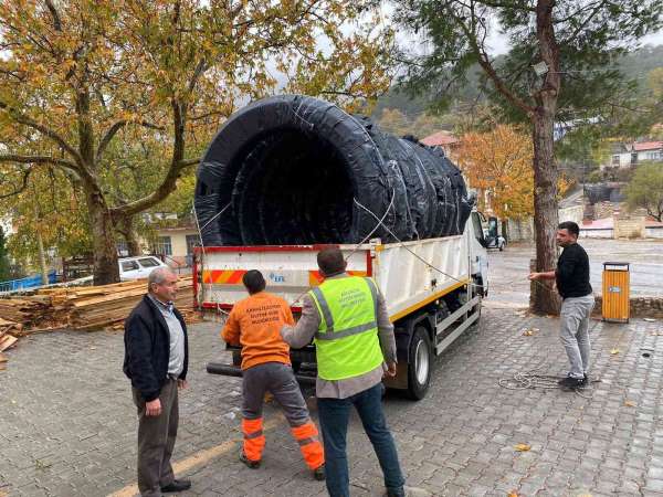 Aksekili üreticiye 2 bin 100 metre boru yardımı - Antalya haber