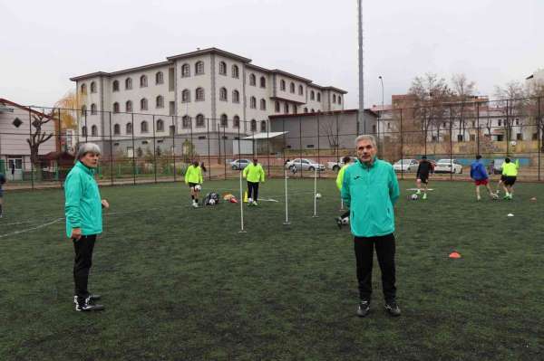 25 Mart Oltuspor'a Çelik hoca